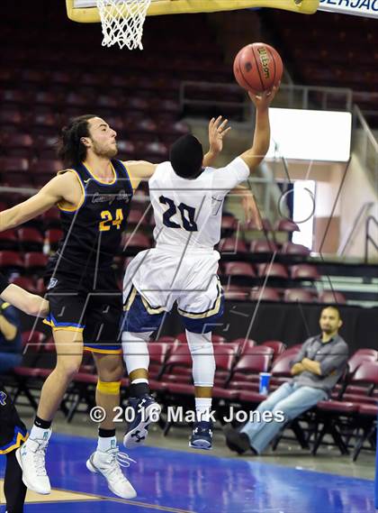 Thumbnail 2 in Phoenix Country Day vs. Yuma Catholic (AIA D4 Final) photogallery.