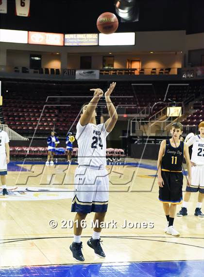 Thumbnail 2 in Phoenix Country Day vs. Yuma Catholic (AIA D4 Final) photogallery.