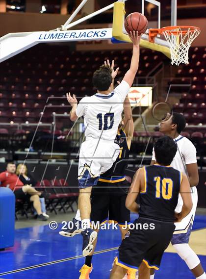 Thumbnail 2 in Phoenix Country Day vs. Yuma Catholic (AIA D4 Final) photogallery.