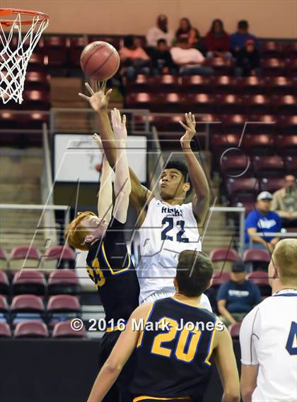 Thumbnail 1 in Phoenix Country Day vs. Yuma Catholic (AIA D4 Final) photogallery.