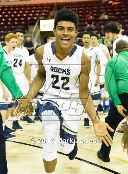 Thumbnail 1 in Phoenix Country Day vs. Yuma Catholic (AIA D4 Final) photogallery.