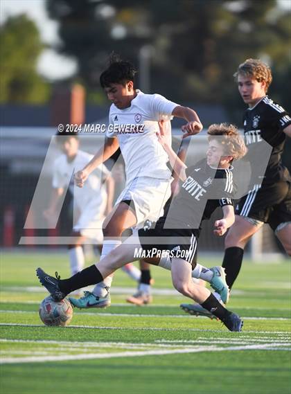 Thumbnail 3 in Orange Lutheran @ Servite photogallery.