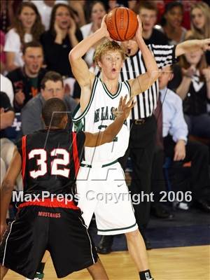 Thumbnail 2 in Monte Vista vs De La Salle (Section Playoffs) photogallery.