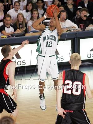 Thumbnail 1 in Monte Vista vs De La Salle (Section Playoffs) photogallery.