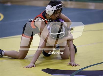 Thumbnail 3 in Peoria Women's Jamboree photogallery.