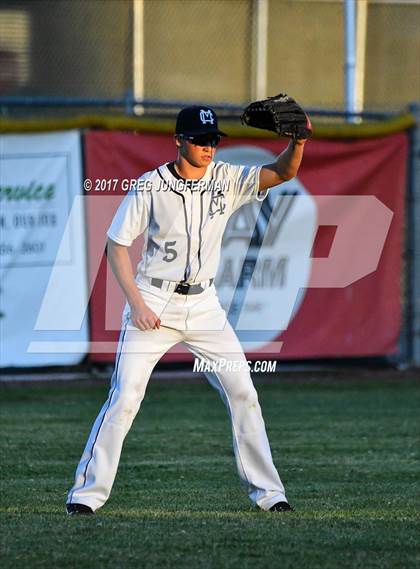 Thumbnail 3 in Redwood vs. Marin Catholic (CIF MCAL Playoff) photogallery.