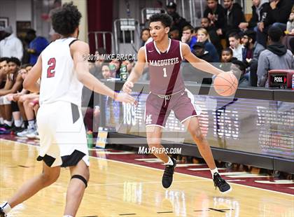 Thumbnail 3 in MacDuffie vs. Putnam Science Academy (Spalding Hoophall Classic) photogallery.