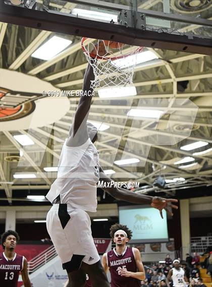 Thumbnail 1 in MacDuffie vs. Putnam Science Academy (Spalding Hoophall Classic) photogallery.