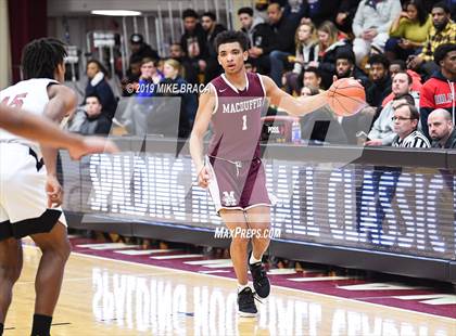 Thumbnail 2 in MacDuffie vs. Putnam Science Academy (Spalding Hoophall Classic) photogallery.