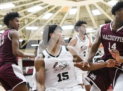 Thumbnail 3 in MacDuffie vs. Putnam Science Academy (Spalding Hoophall Classic) photogallery.