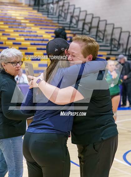 Thumbnail 3 in Hilmar vs Elsinore (CIF State Division 5 Final) photogallery.