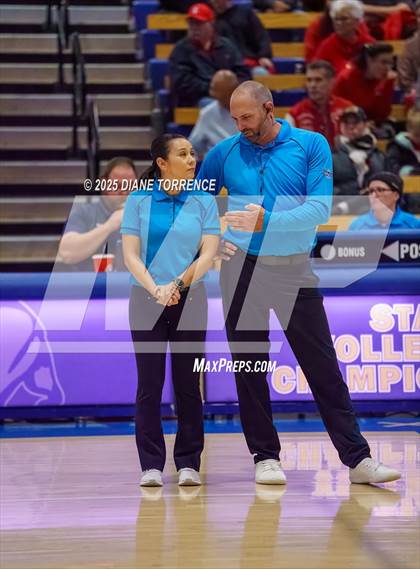 Thumbnail 2 in Hilmar vs Elsinore (CIF State Division 5 Final) photogallery.