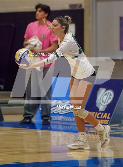 Thumbnail 2 in Hilmar vs Elsinore (CIF State Division 5 Final) photogallery.