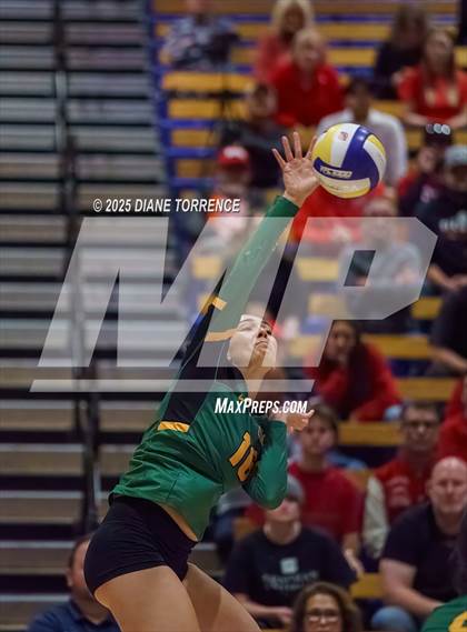 Thumbnail 3 in Hilmar vs Elsinore (CIF State Division 5 Final) photogallery.