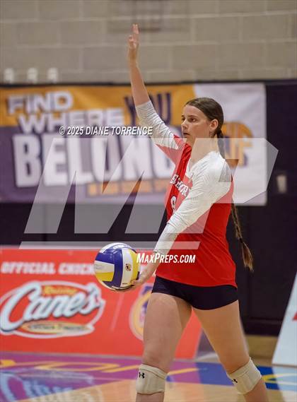 Thumbnail 2 in Hilmar vs Elsinore (CIF State Division 5 Final) photogallery.