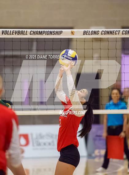 Thumbnail 1 in Hilmar vs Elsinore (CIF State Division 5 Final) photogallery.