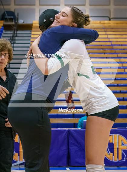 Thumbnail 1 in Hilmar vs Elsinore (CIF State Division 5 Final) photogallery.