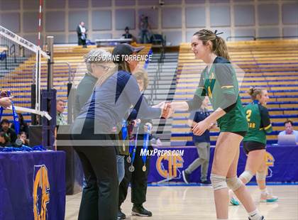 Thumbnail 2 in Hilmar vs Elsinore (CIF State Division 5 Final) photogallery.