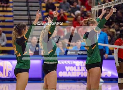 Thumbnail 2 in Hilmar vs Elsinore (CIF State Division 5 Final) photogallery.
