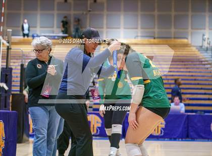 Thumbnail 2 in Hilmar vs Elsinore (CIF State Division 5 Final) photogallery.