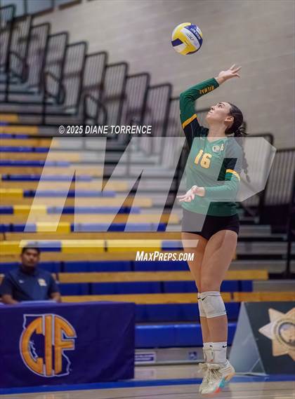 Thumbnail 3 in Hilmar vs Elsinore (CIF State Division 5 Final) photogallery.