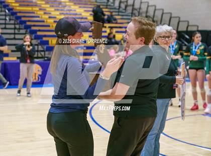 Thumbnail 1 in Hilmar vs Elsinore (CIF State Division 5 Final) photogallery.