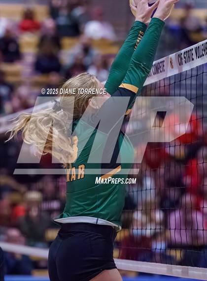 Thumbnail 1 in Hilmar vs Elsinore (CIF State Division 5 Final) photogallery.