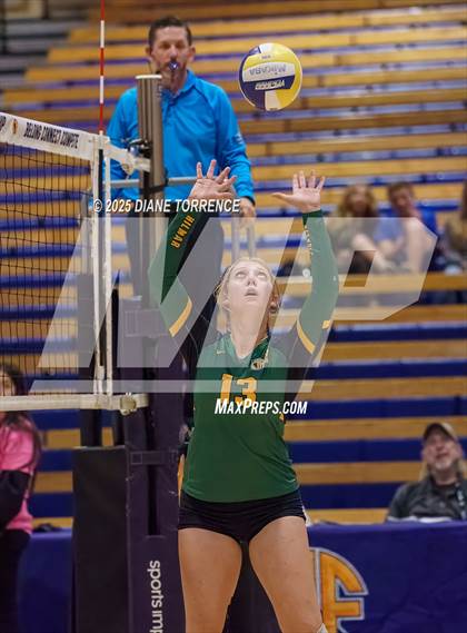 Thumbnail 1 in Hilmar vs Elsinore (CIF State Division 5 Final) photogallery.