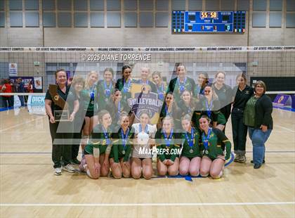 Thumbnail 3 in Hilmar vs Elsinore (CIF State Division 5 Final) photogallery.