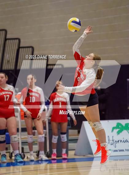 Thumbnail 1 in Hilmar vs Elsinore (CIF State Division 5 Final) photogallery.