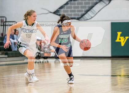Thumbnail 3 in Woodgrove @ Loudoun Valley photogallery.