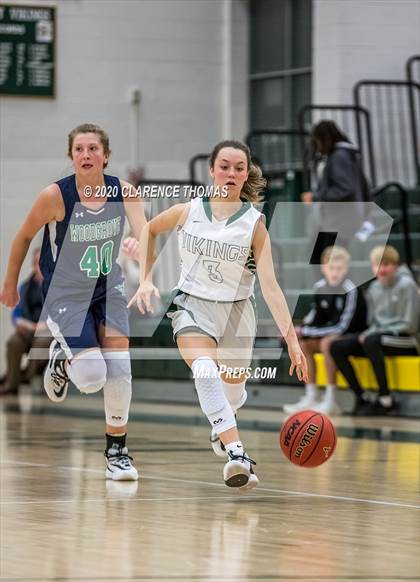 Thumbnail 2 in Woodgrove @ Loudoun Valley photogallery.