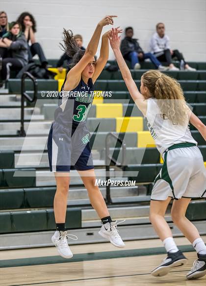 Thumbnail 3 in Woodgrove @ Loudoun Valley photogallery.