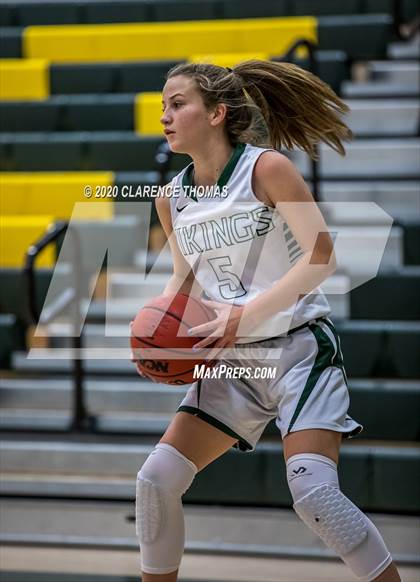 Thumbnail 3 in Woodgrove @ Loudoun Valley photogallery.