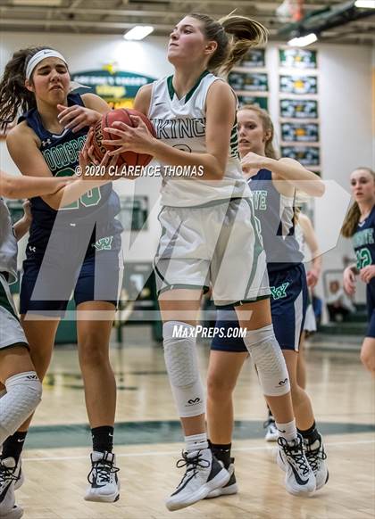 Thumbnail 2 in Woodgrove @ Loudoun Valley photogallery.