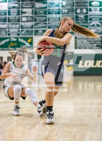 Thumbnail 3 in Woodgrove @ Loudoun Valley photogallery.