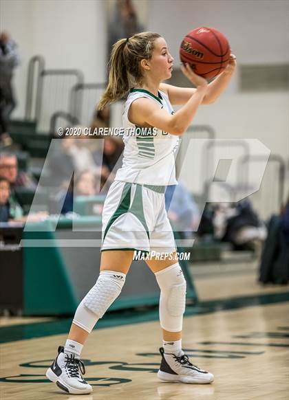 Thumbnail 1 in Woodgrove @ Loudoun Valley photogallery.