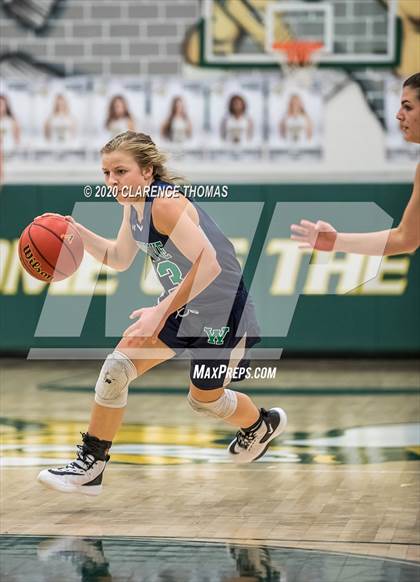 Thumbnail 1 in Woodgrove @ Loudoun Valley photogallery.