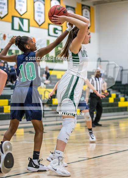 Thumbnail 1 in Woodgrove @ Loudoun Valley photogallery.