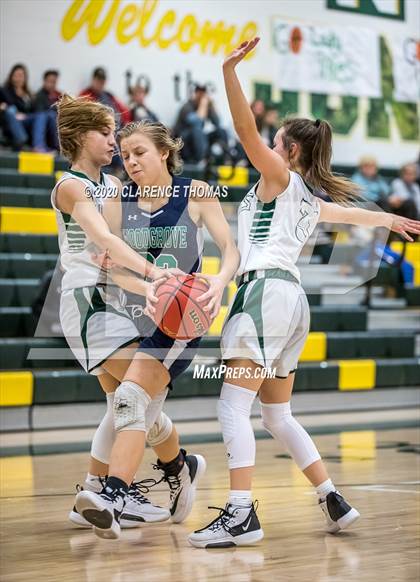 Thumbnail 2 in Woodgrove @ Loudoun Valley photogallery.