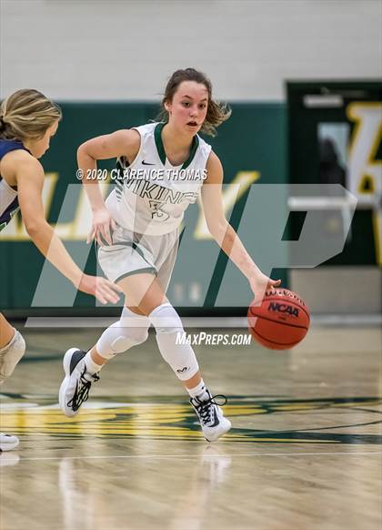 Thumbnail 2 in Woodgrove @ Loudoun Valley photogallery.