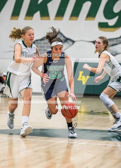 Thumbnail 3 in Woodgrove @ Loudoun Valley photogallery.