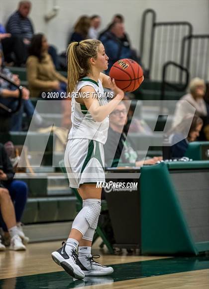 Thumbnail 3 in Woodgrove @ Loudoun Valley photogallery.