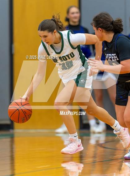 Thumbnail 2 in Piper @ De Soto photogallery.