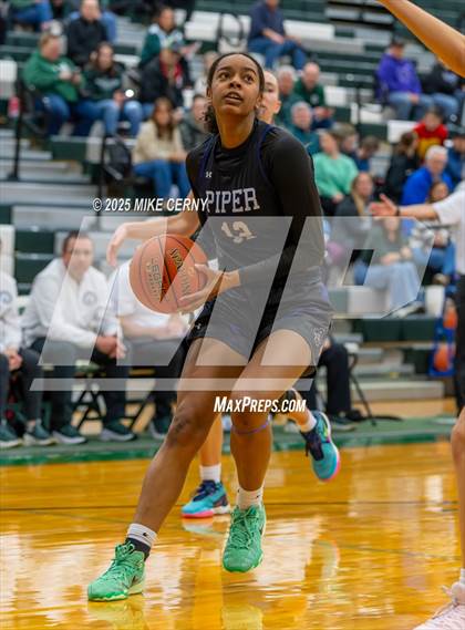 Thumbnail 2 in Piper @ De Soto photogallery.