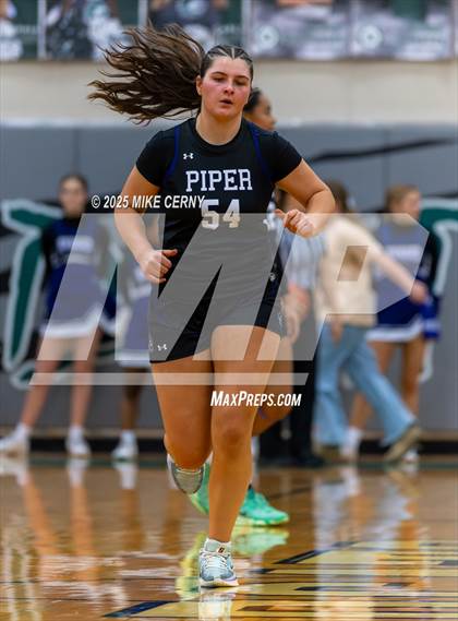 Thumbnail 2 in Piper @ De Soto photogallery.