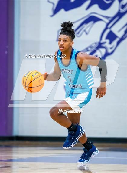 Thumbnail 3 in St. Pauls vs. West Columbus (2021 Bladen Offroad Christmas Tournament) photogallery.