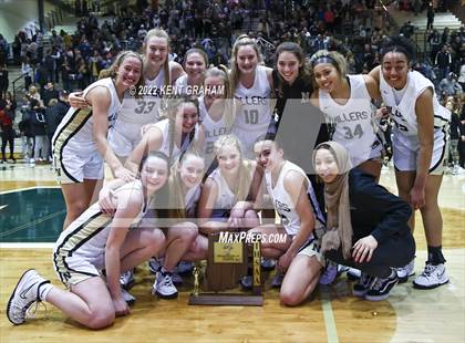 Thumbnail 3 in Fishers vs Noblesville (IHSAA Sectional Championship Playoff) photogallery.