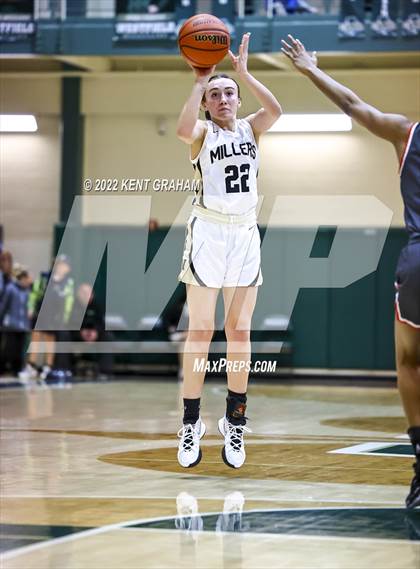 Thumbnail 2 in Fishers vs Noblesville (IHSAA Sectional Championship Playoff) photogallery.