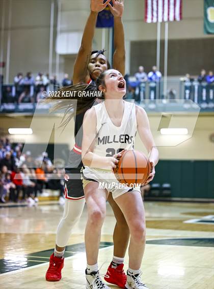 Thumbnail 3 in Fishers vs Noblesville (IHSAA Sectional Championship Playoff) photogallery.